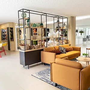 3* Aparthotel Residhome Ponts Jumeaux